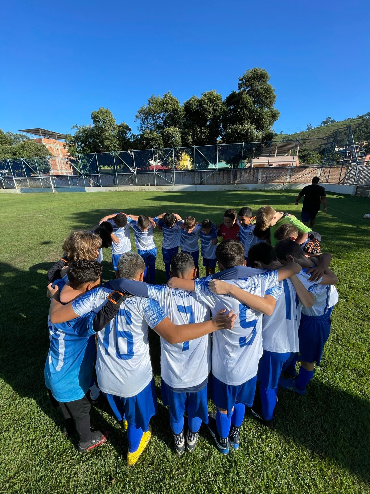Garotos do Projeto Campeões de Futuro participam da 3ª Copinha ES