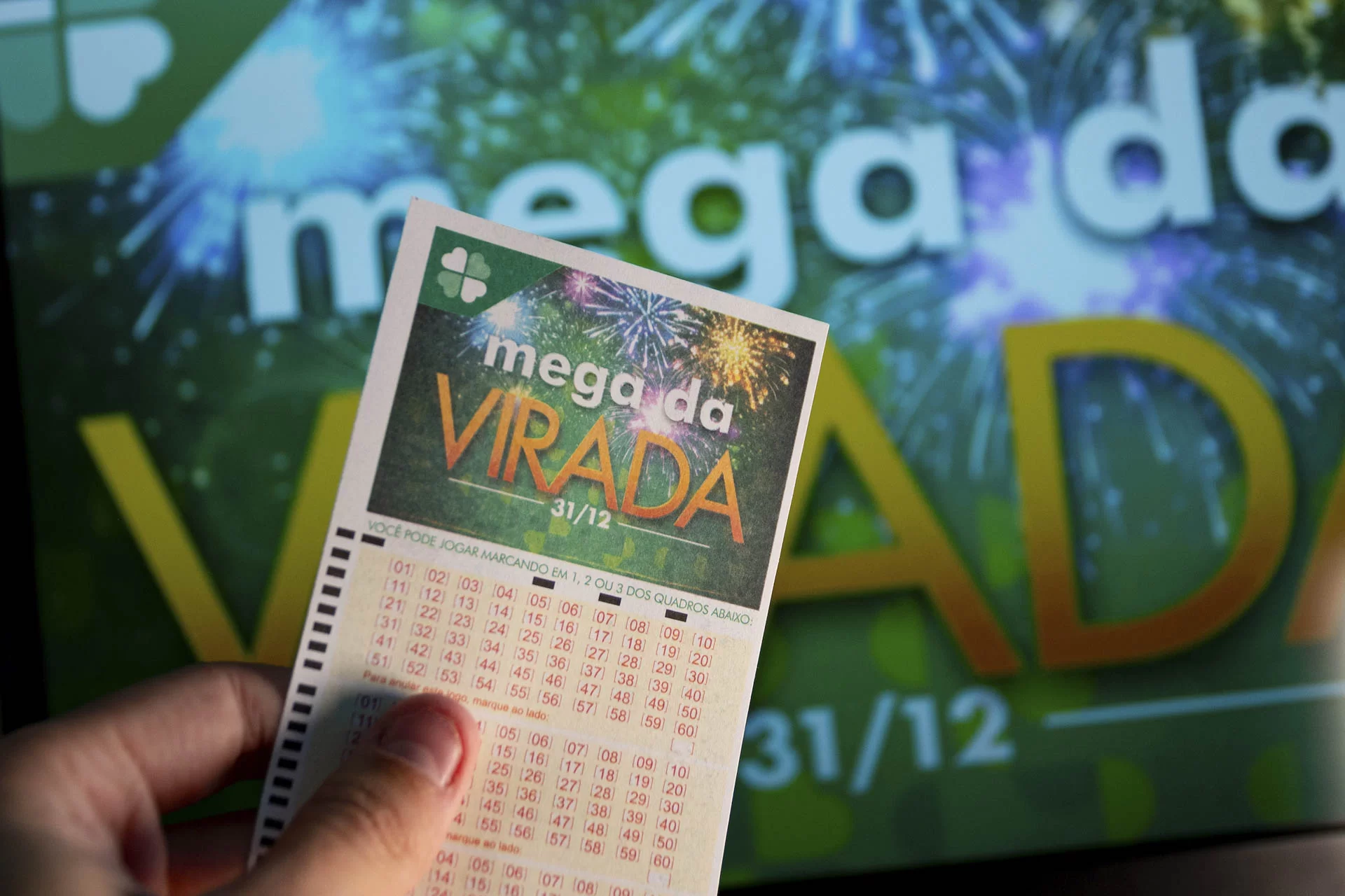 Mega da Virada: 5 apostas ganham R$ 117,7 milhões; veja dezenas sorteadas