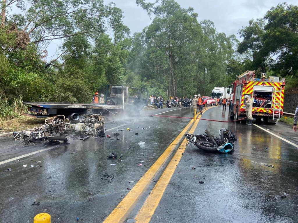 Tragédia na BR 101: Número de Mortos em Acidente no Norte do Espírito Santo Sobe para Dois