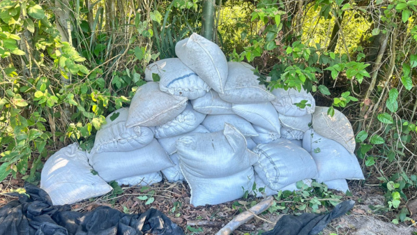 Polícia Militar recupera trator e 35 sacas de café roubados em Boa Esperança