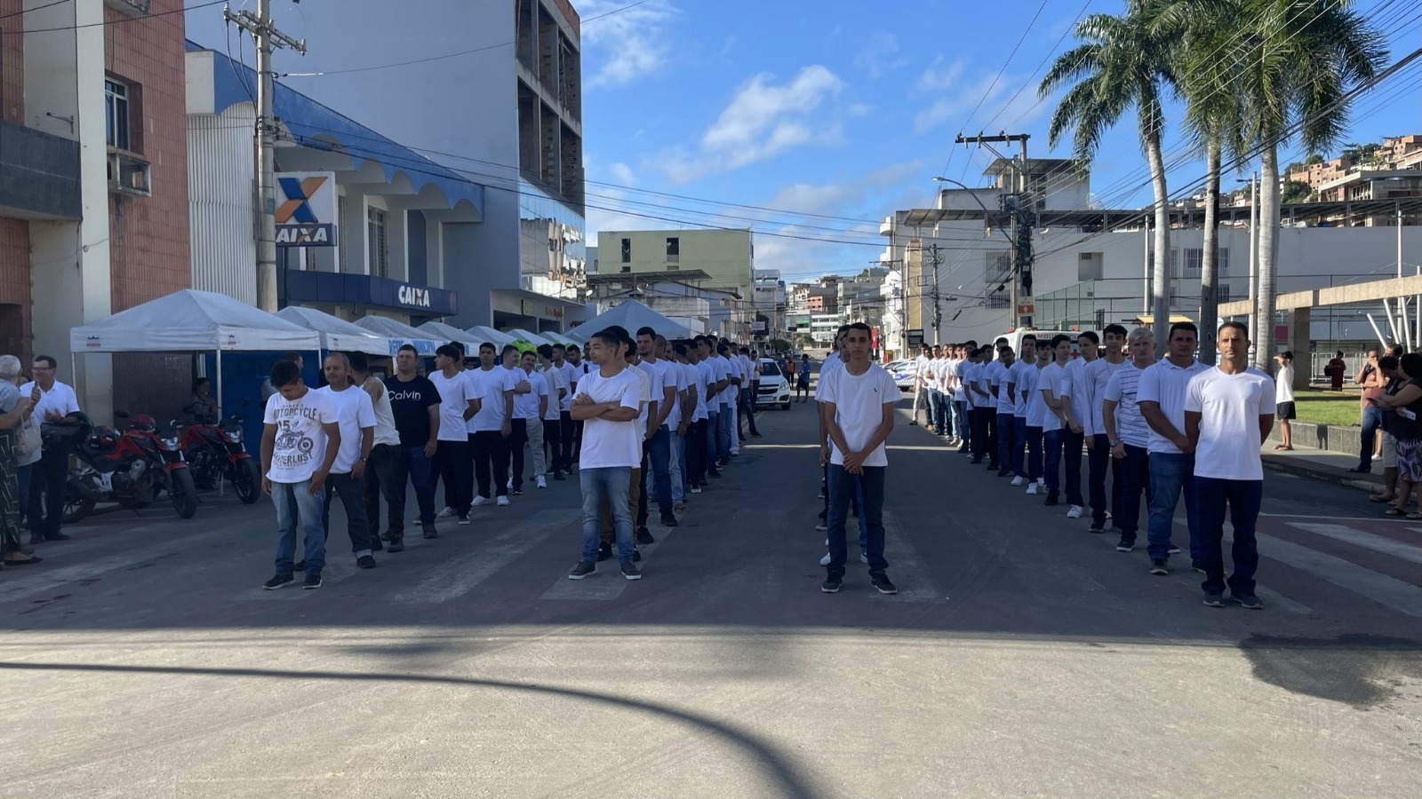 Jovens de Barra de São Francisco Prestam Juramento à Bandeira nesta Sexta-feira (28)