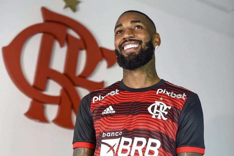 Gerson chega a 34 jogos seguidos sem descanso pelo Flamengo e vai à seleção
