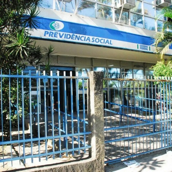 Governo pressiona, mas sindicatos não aprovam fim da greve do INSS