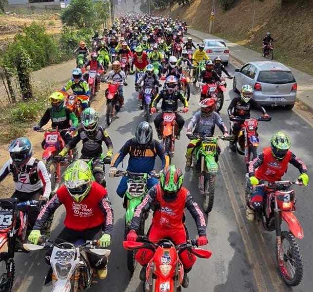 Cerca de 450 trilheiros participaram do 4º Trilhão de motocicletas em Barra de São Francisco