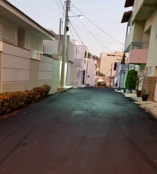 Rua Alexandre Surdine