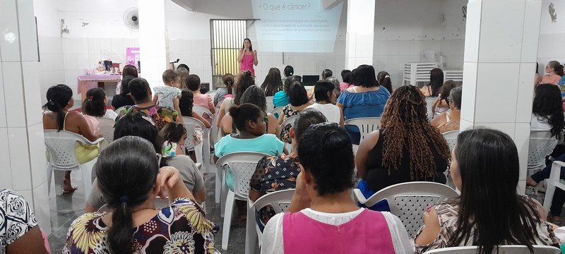 Prefeitura de Barra de São Francisco promove Palestra sobre o Outubro Rosa para mulheres do bairro Vila Landinha