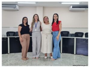 Reunião do CAAD Linhares sobre tratamento de dependência química de drogas, em Barra de São Francisco.